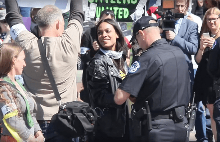 rosario dawson arrested