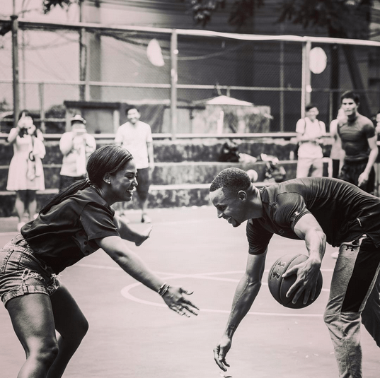 LOVE & BASKETBALL